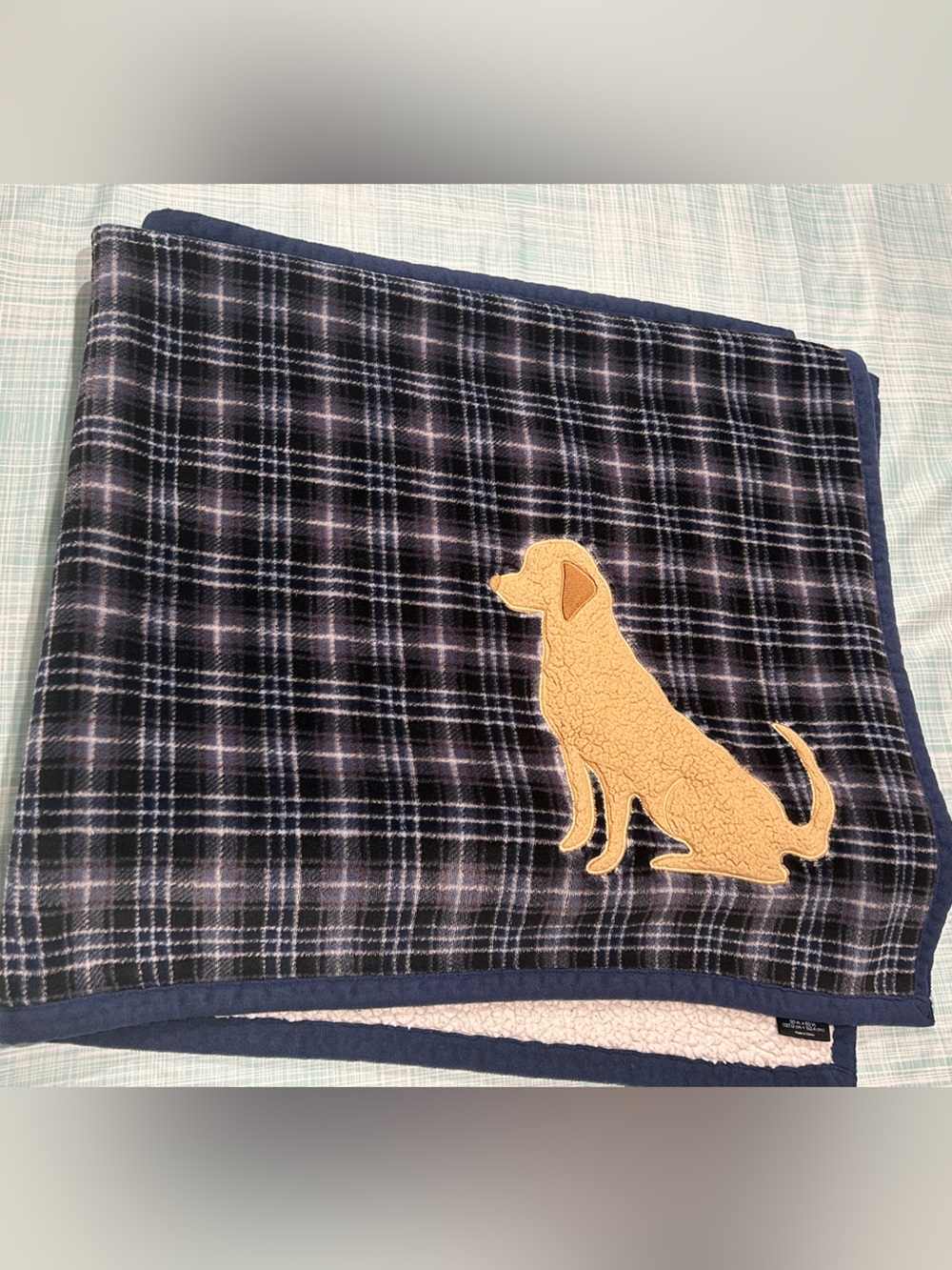 Cuddl Duds Navy Plaid Sherpa Throw with Gold Dog Applique